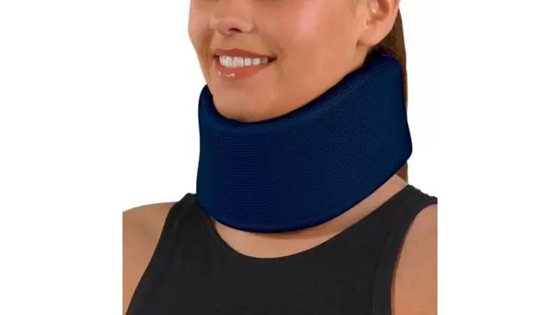 Colar-cervical-Ortocenter-espuma-azul-tamanho-M